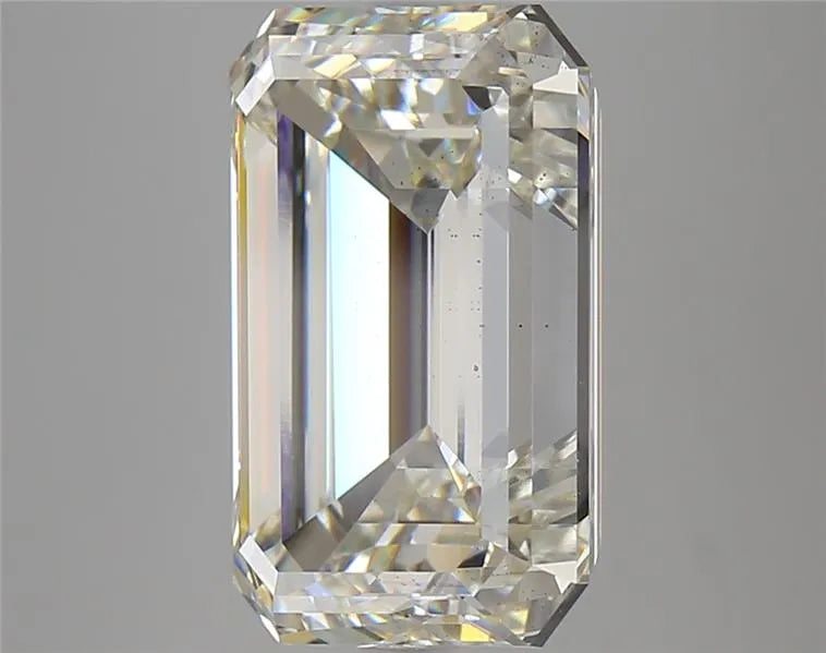 8.27ct Emerald Lab Grown Diamond (Colour H, Clarity SI1, IGI)