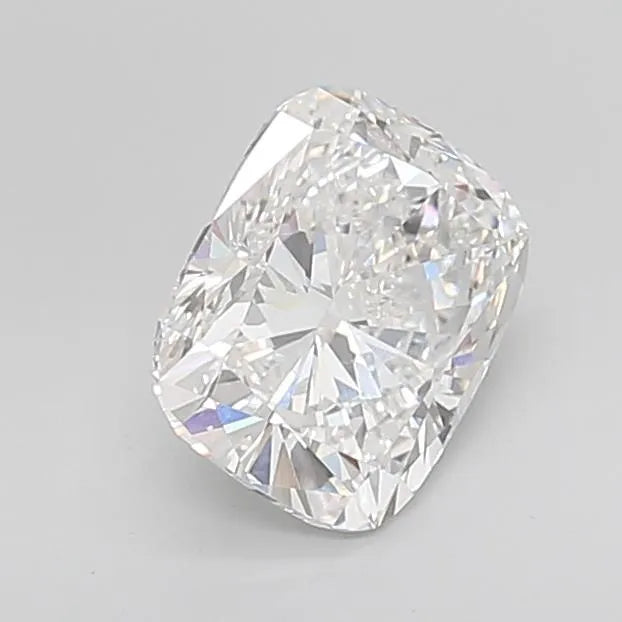 3.02ct Cushion brilliant Lab Grown Diamond (Colour E, Clarity VS1, IGI Certified)