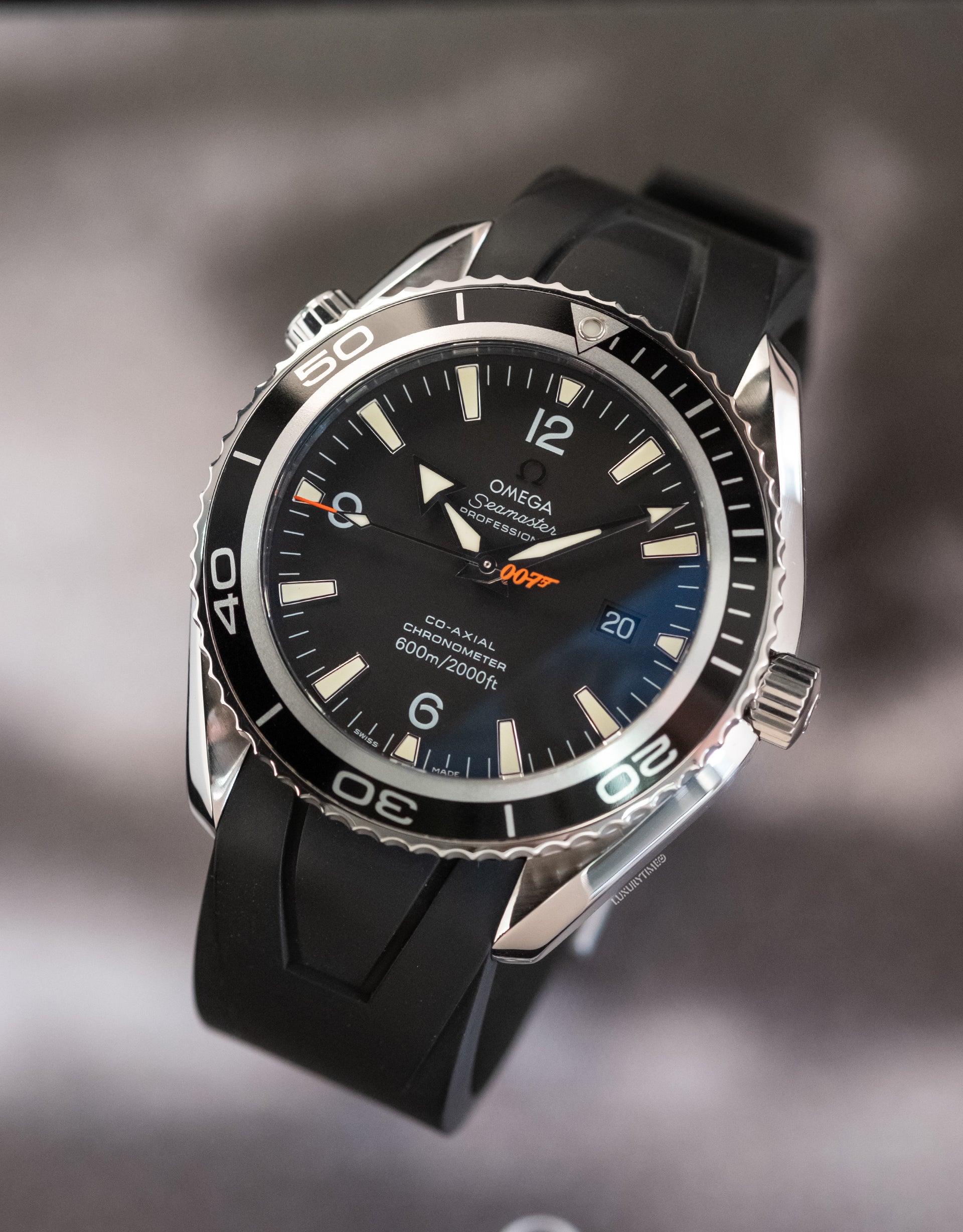 Omega Seamaster Planet Ocean "007 Casino Royale" Men's Watch