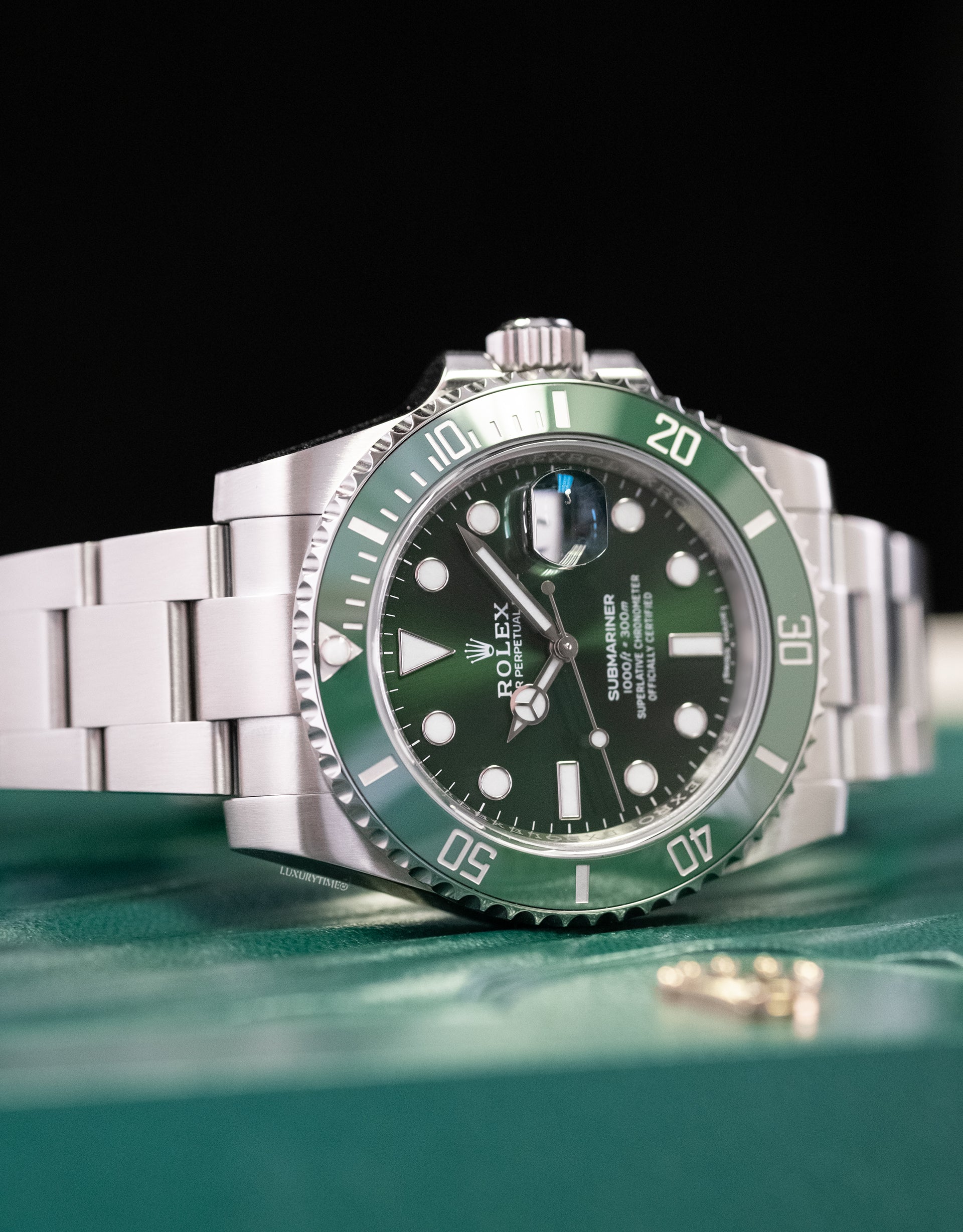 Rolex Submariner Date "Hulk" Men's Watch