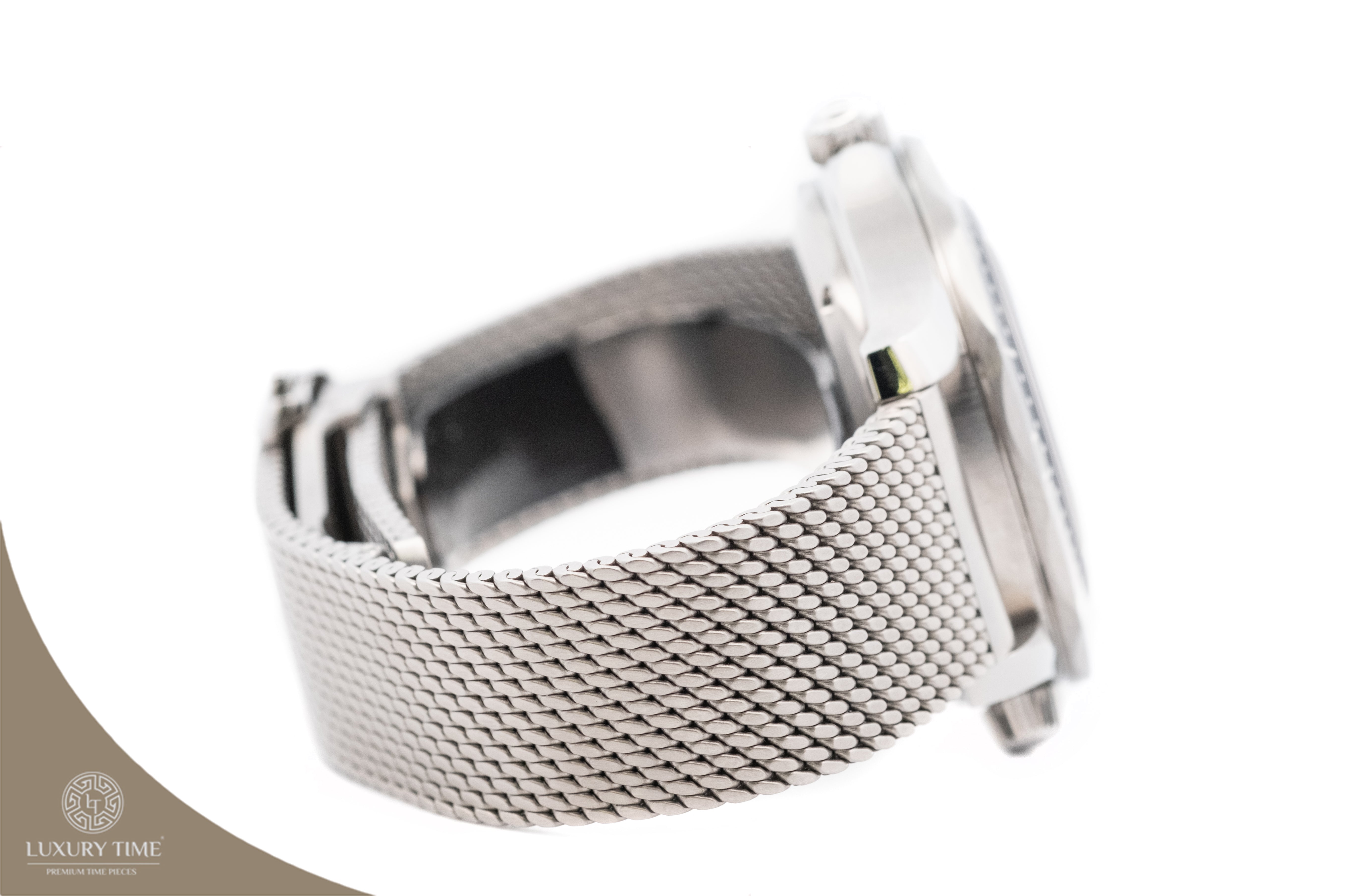 Omega Seamaster Diver 300 M James Bond 60th Edition Blue Dial Steel Men's Watch