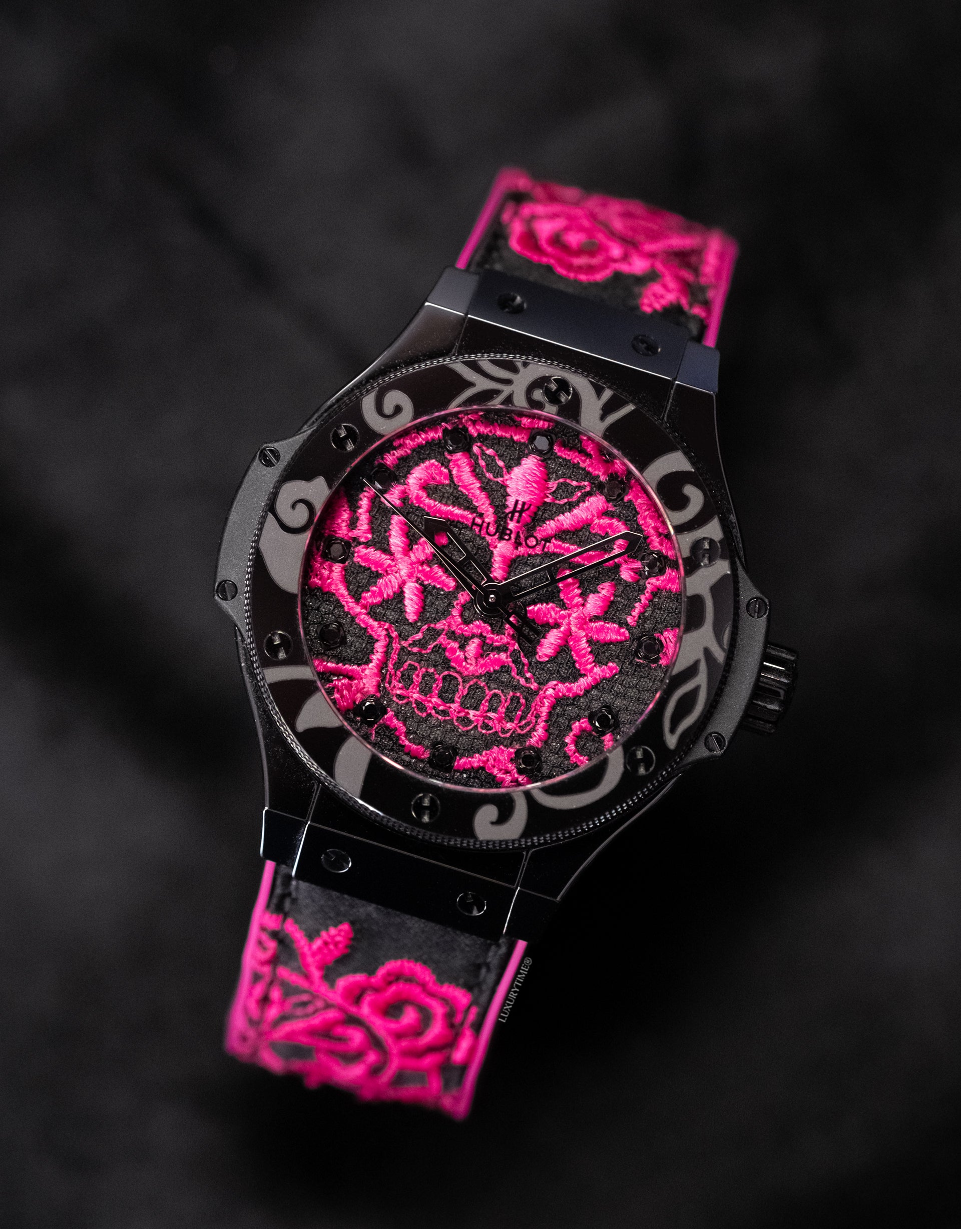 Hublot Big Bang Broderie Sugar Skull Fluo Hot Pink Unisex Watch