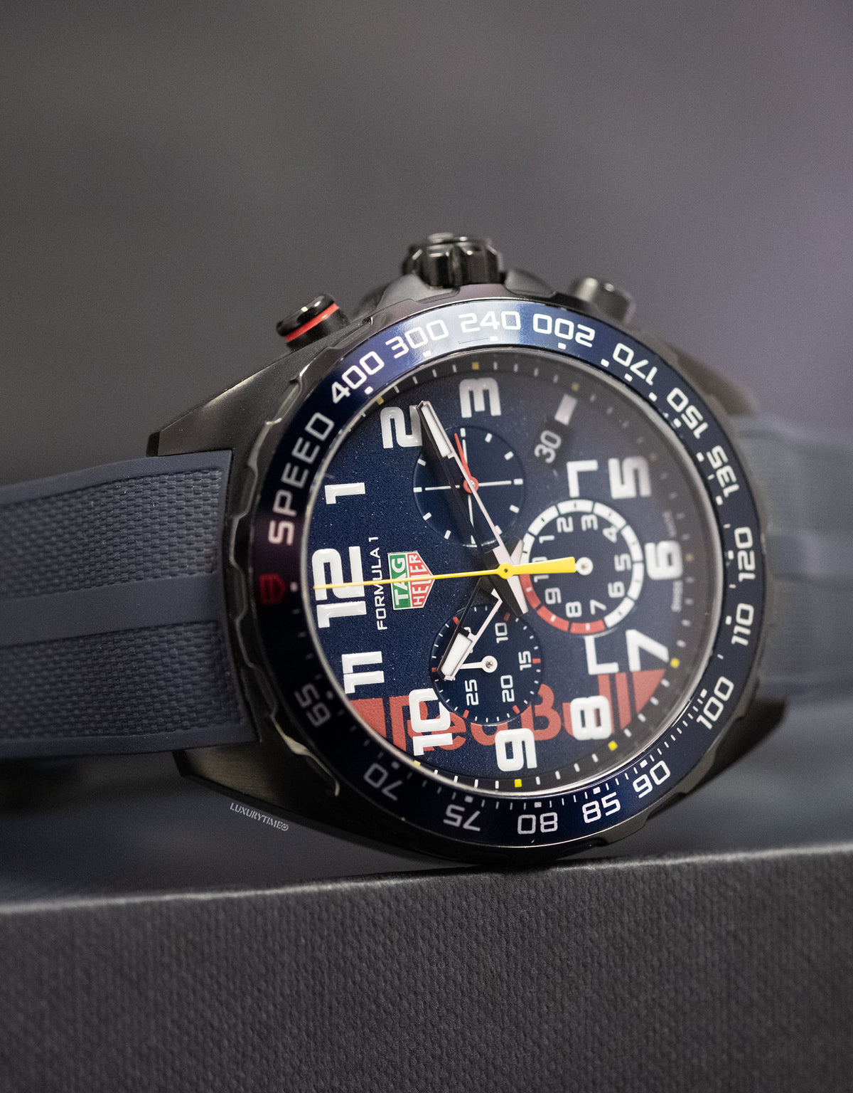 TAG Heuer Formula 1 Quartz Chronograph Limited Edition X Oracle Red Bull Racing Men's Watch