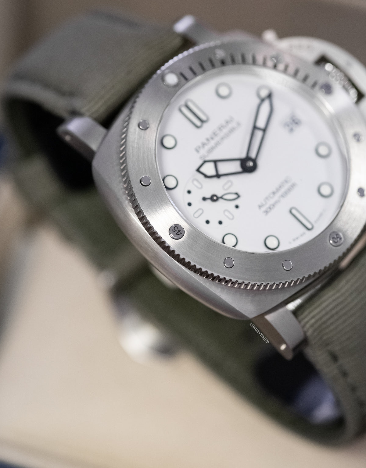 Panerai Submersible 42mm Mens Watch