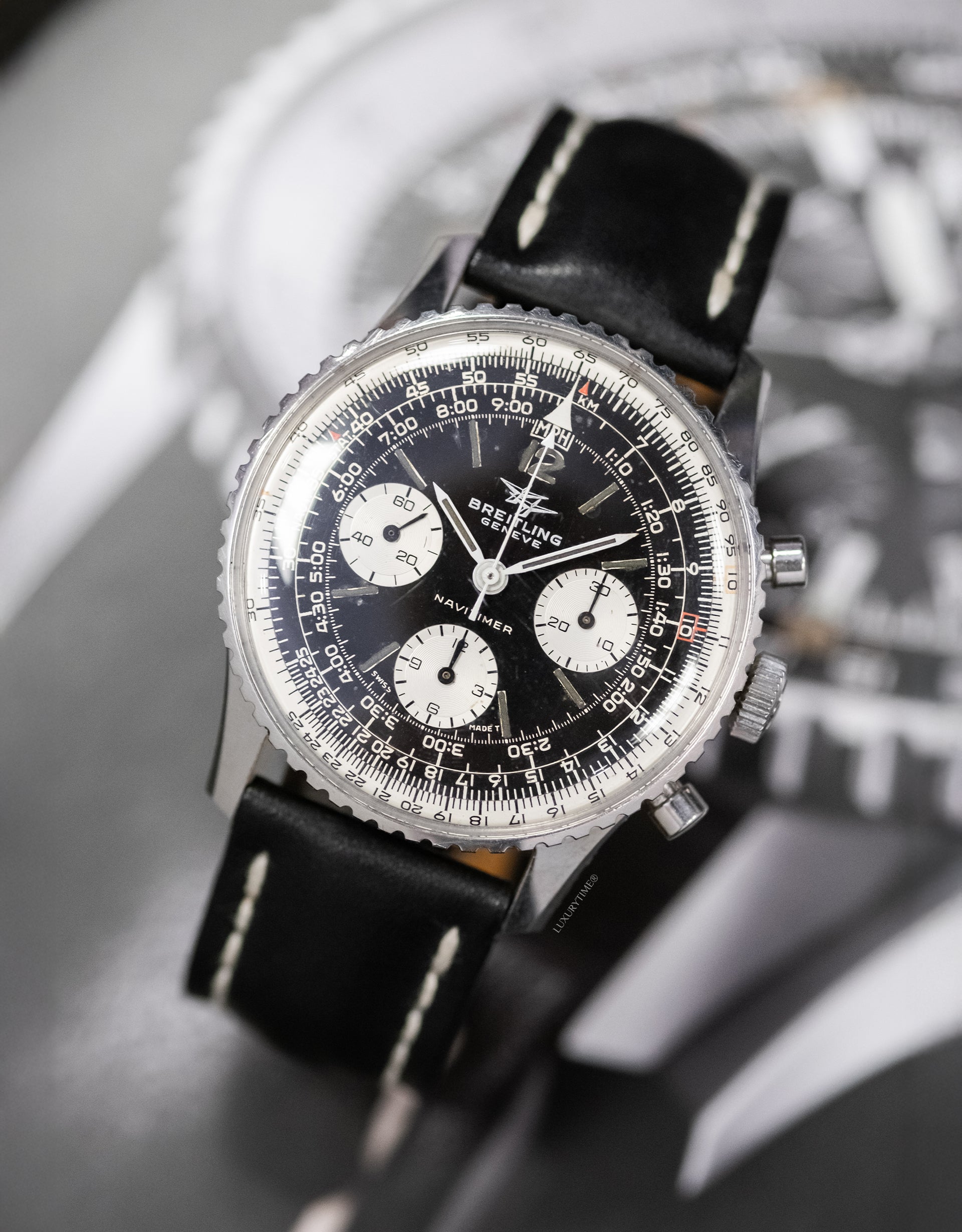 Breitling Navitimer 806 Stainless Steel Men's Watch