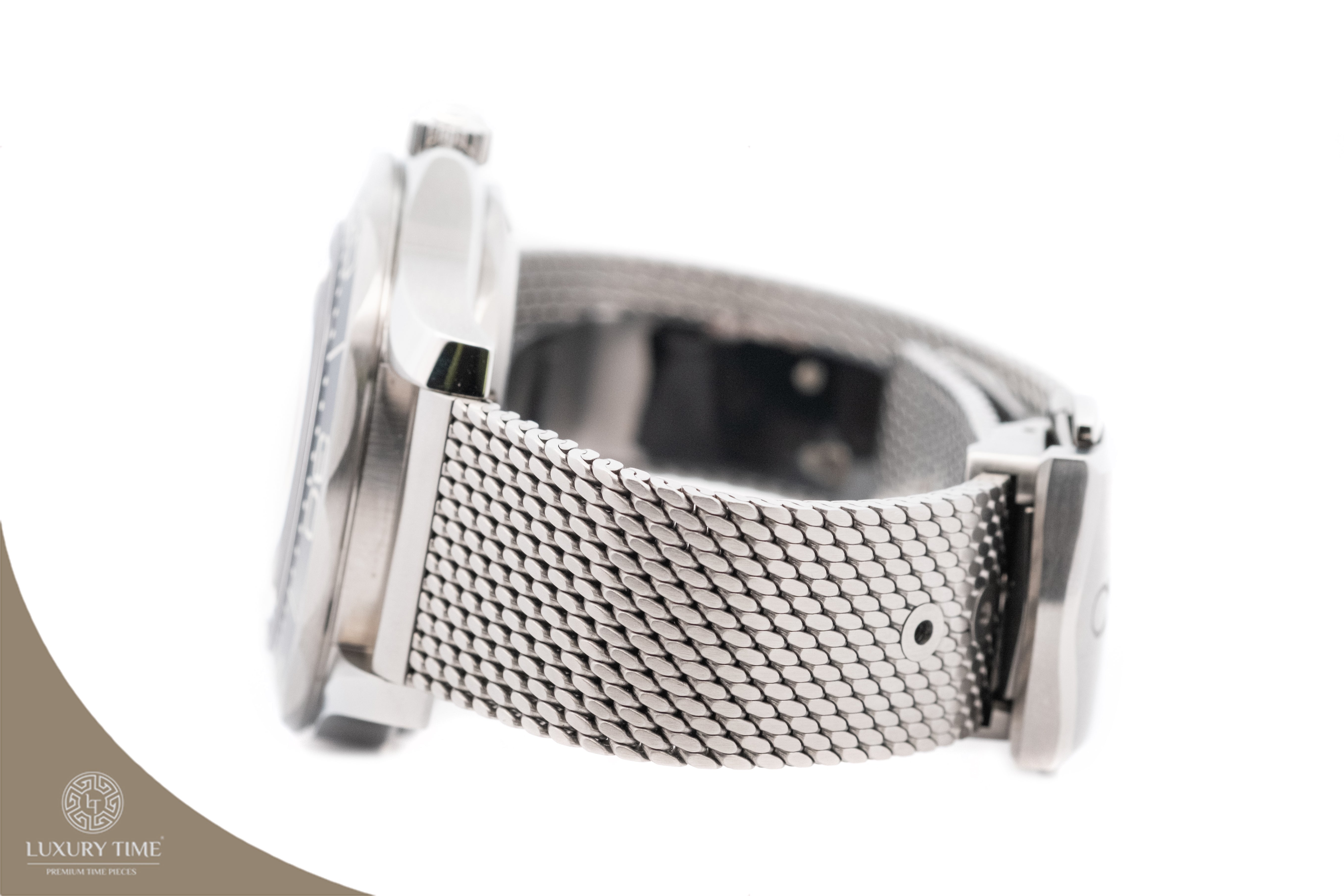 Omega Seamaster Diver 300 M James Bond 60th Edition Blue Dial Steel Men's Watch