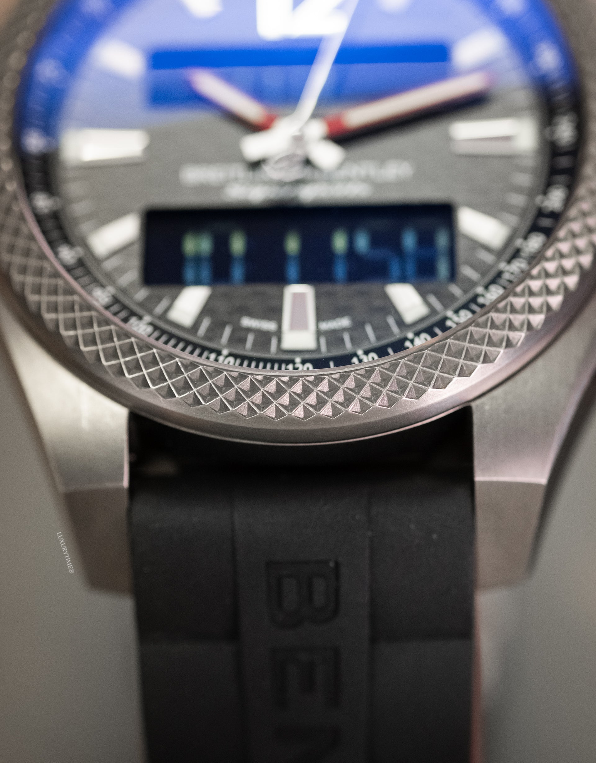 Breitling Bentley Supersports B55 Men's Watch