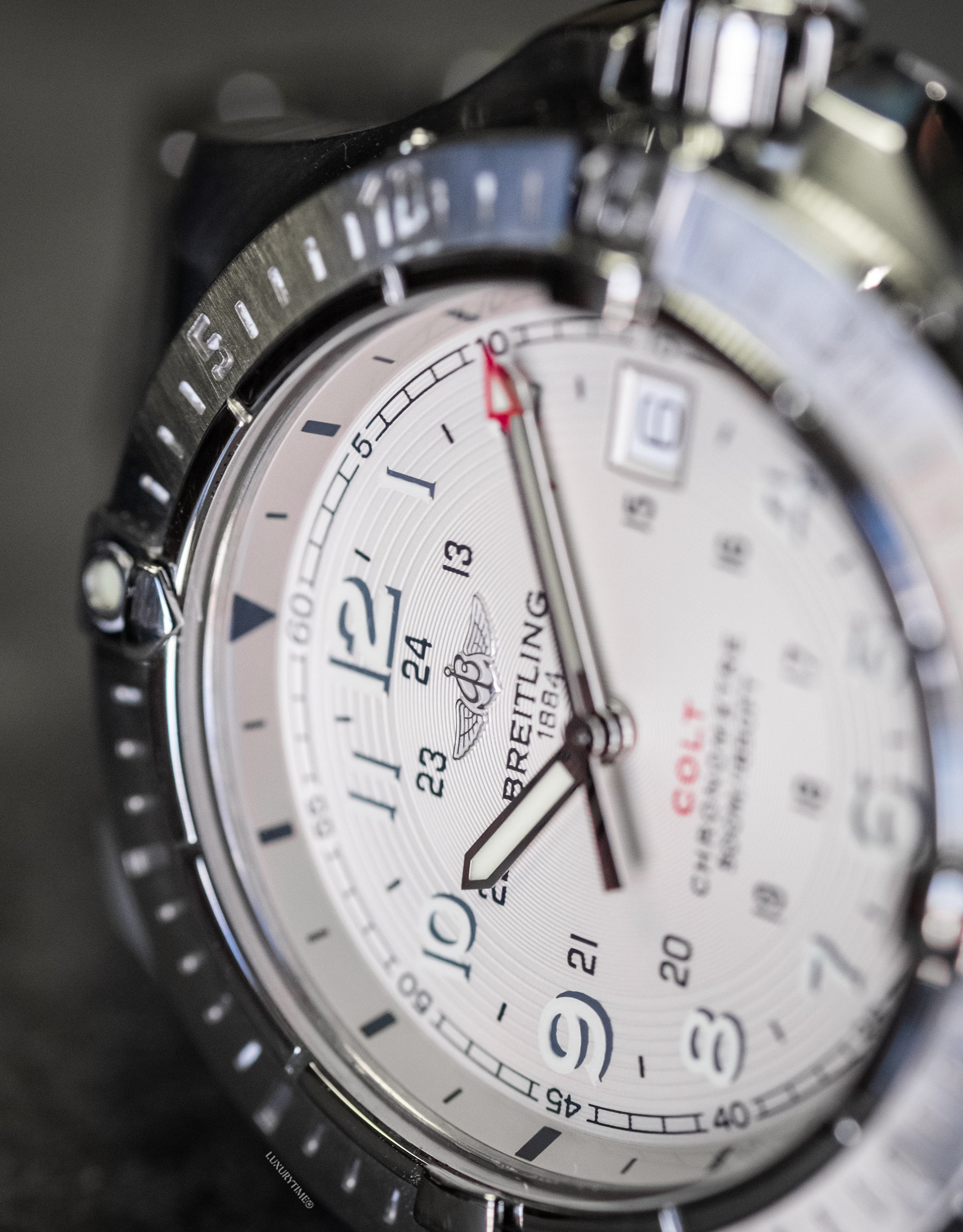 Breitling Colt Quartz Men's Watch