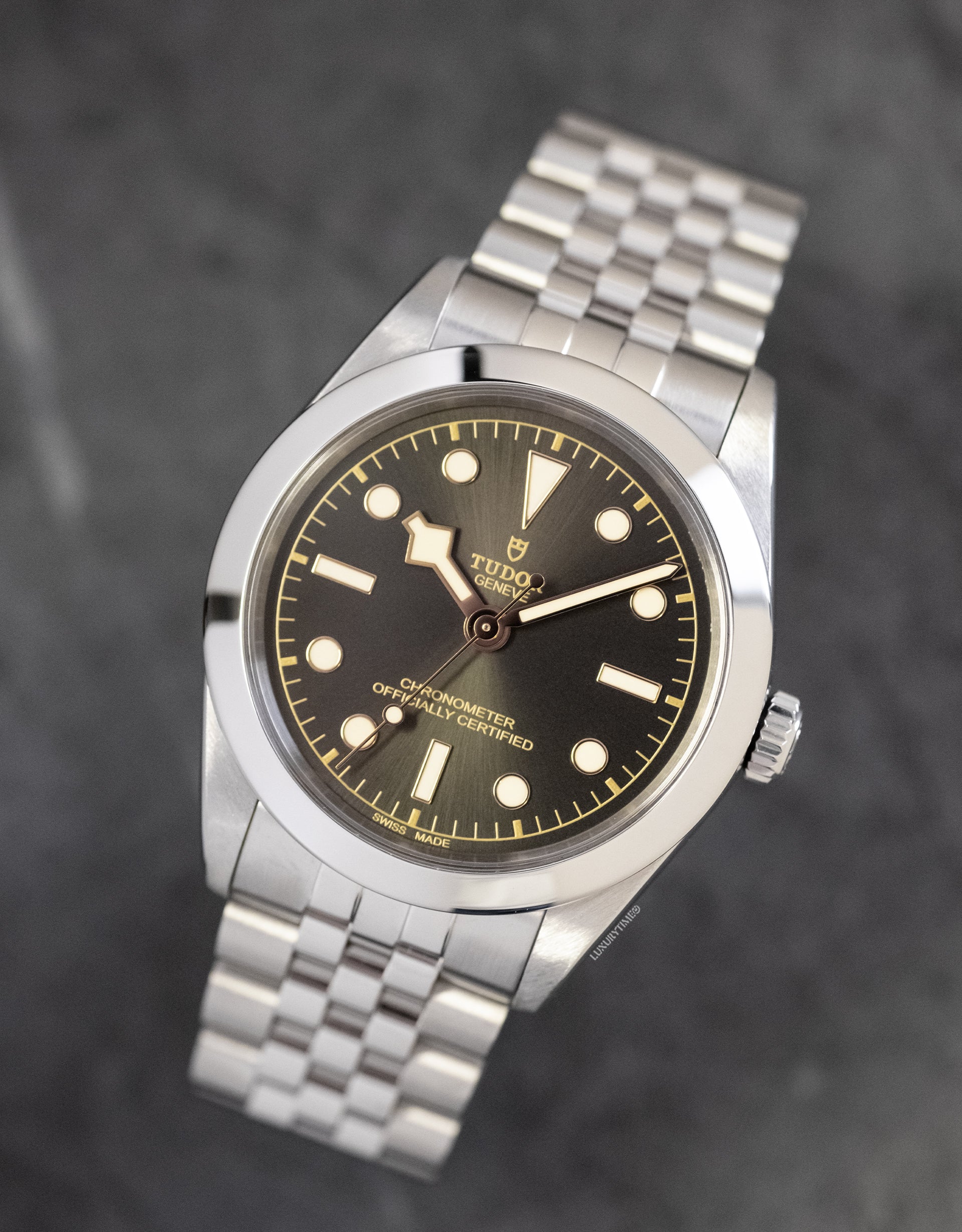Tudor Black Bay One 39 Men's watch