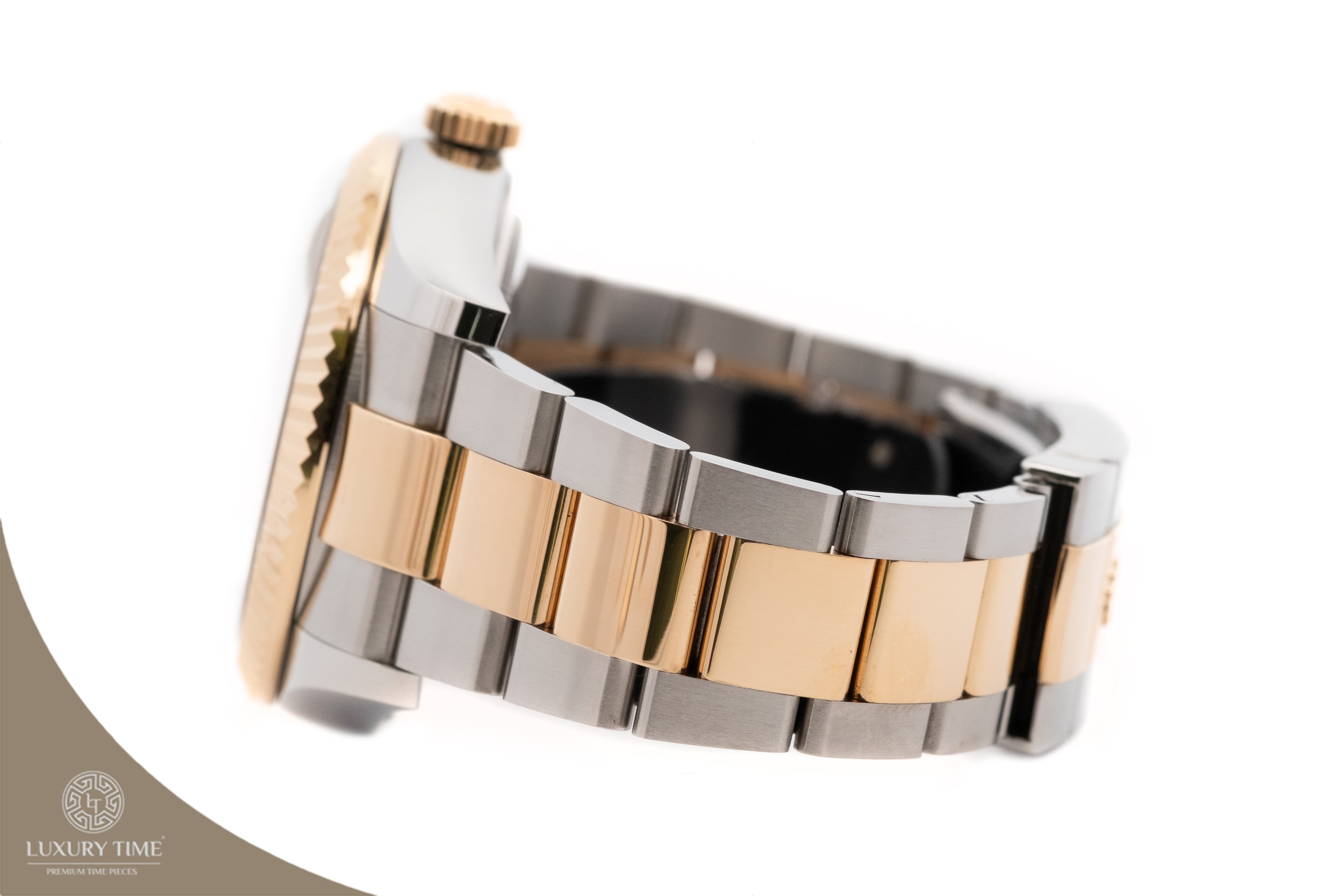 Rolex Sky-Dweller Champagne Dial Men's Watch