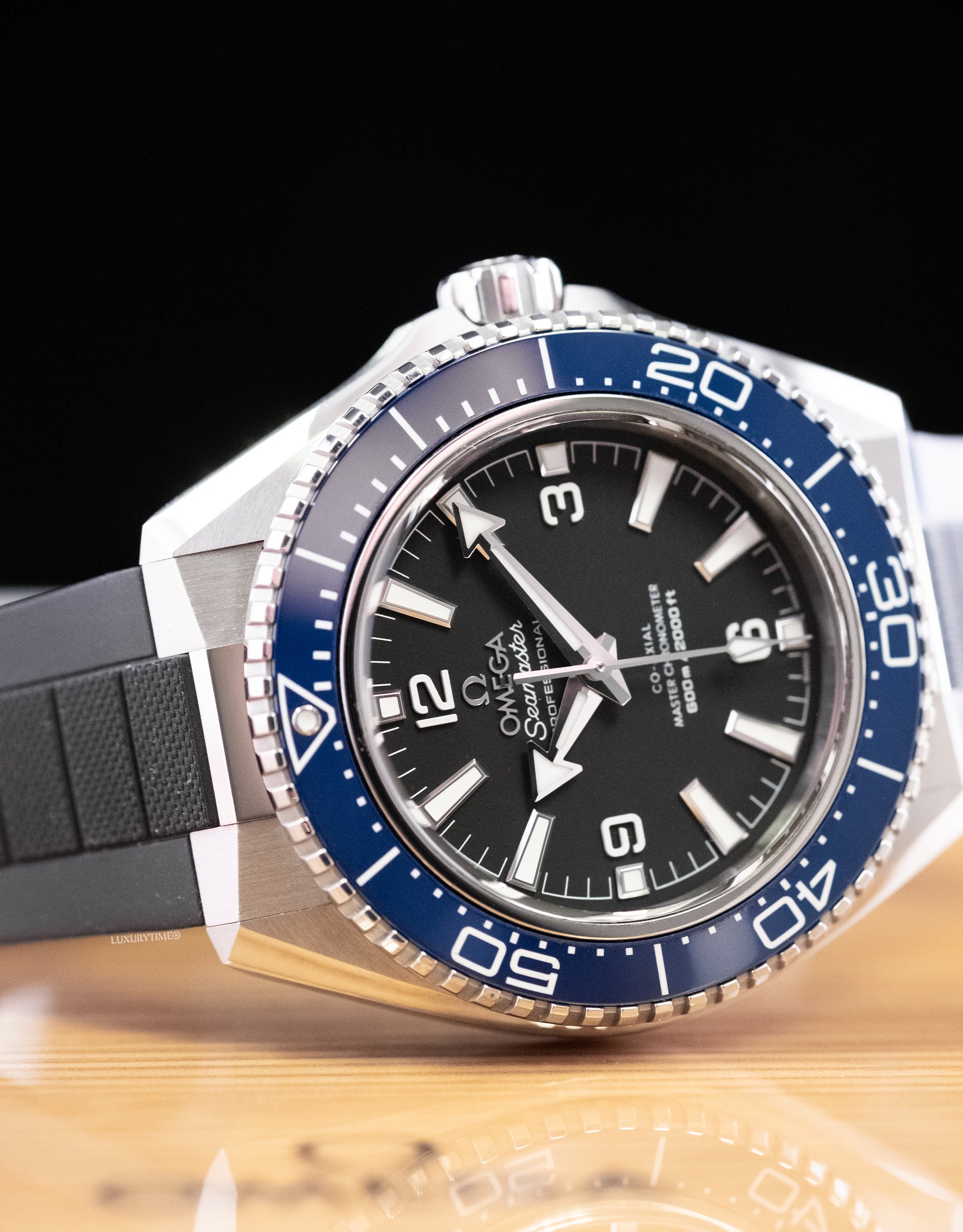 Omega Planet Ocean 600m Co-Axial Master Chronometer 42mm Mens Watch