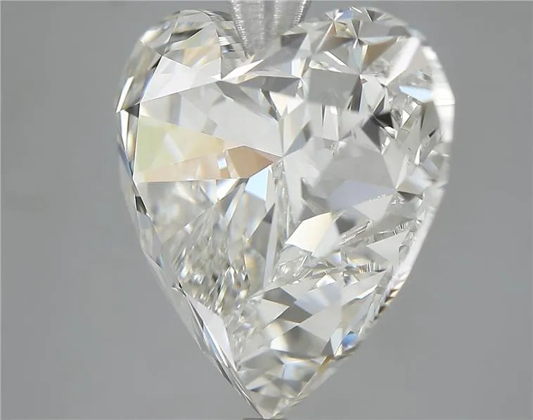 21.33ct Heart Natural Diamond (Colour I, Clarity VS1, GIA)