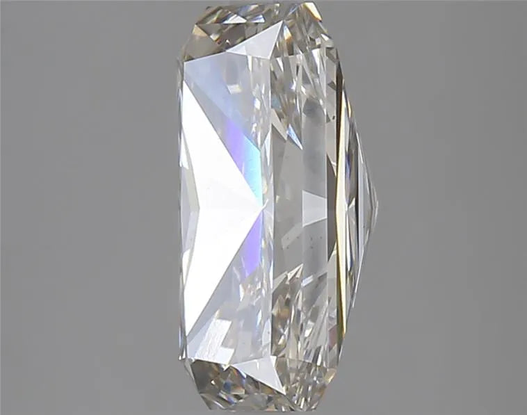 4.22ct Radiant Lab Grown Diamond (Colour I, Clarity VS2, IGI)
