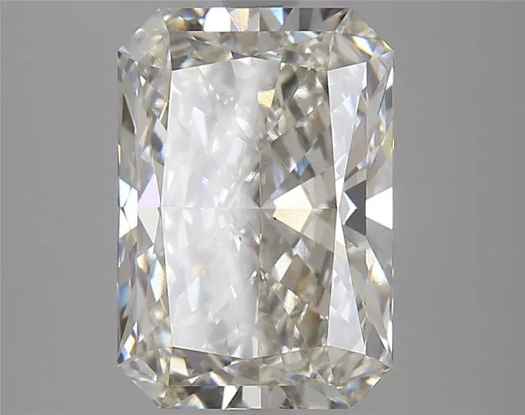 4.52ct Radiant Lab Grown Diamond (Colour I, Clarity VS2, IGI)