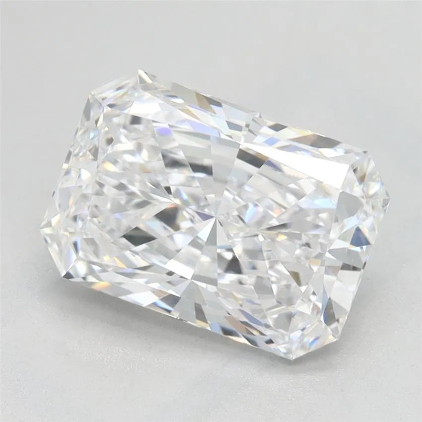 2.05ct Radiant Lab Grown Diamond (Colour D, Clarity VVS1, GIA)