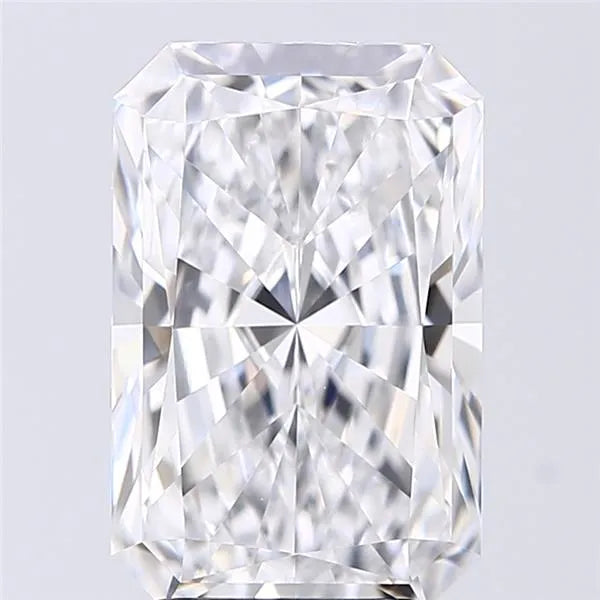 3.52ct Radiant Lab Grown Diamond (Colour D, Clarity VVS1, GIA)