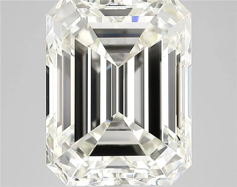 9.01ct Emerald Natural Diamond (Colour I, Clarity IF, Cut EX, IGI Certified)