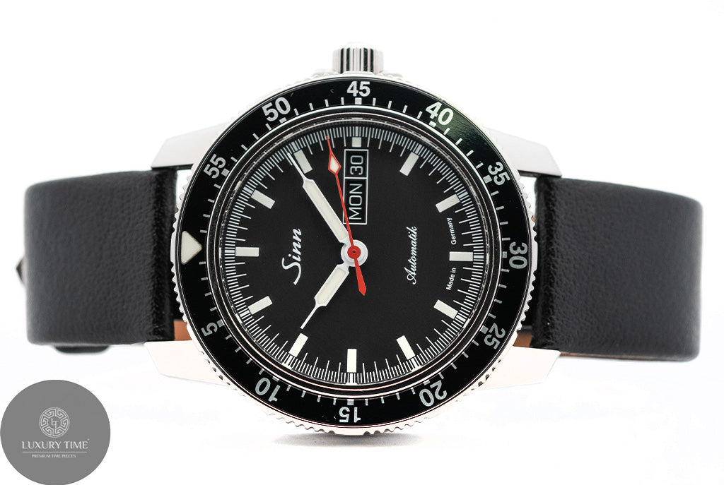 Sinn 104 classic pilot Men's watch