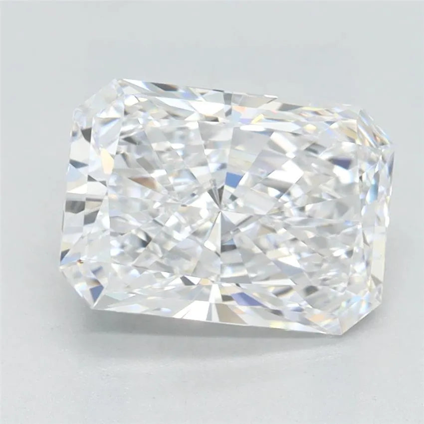 2.05ct Radiant Lab Grown Diamond (Colour D, Clarity VVS1, GIA)