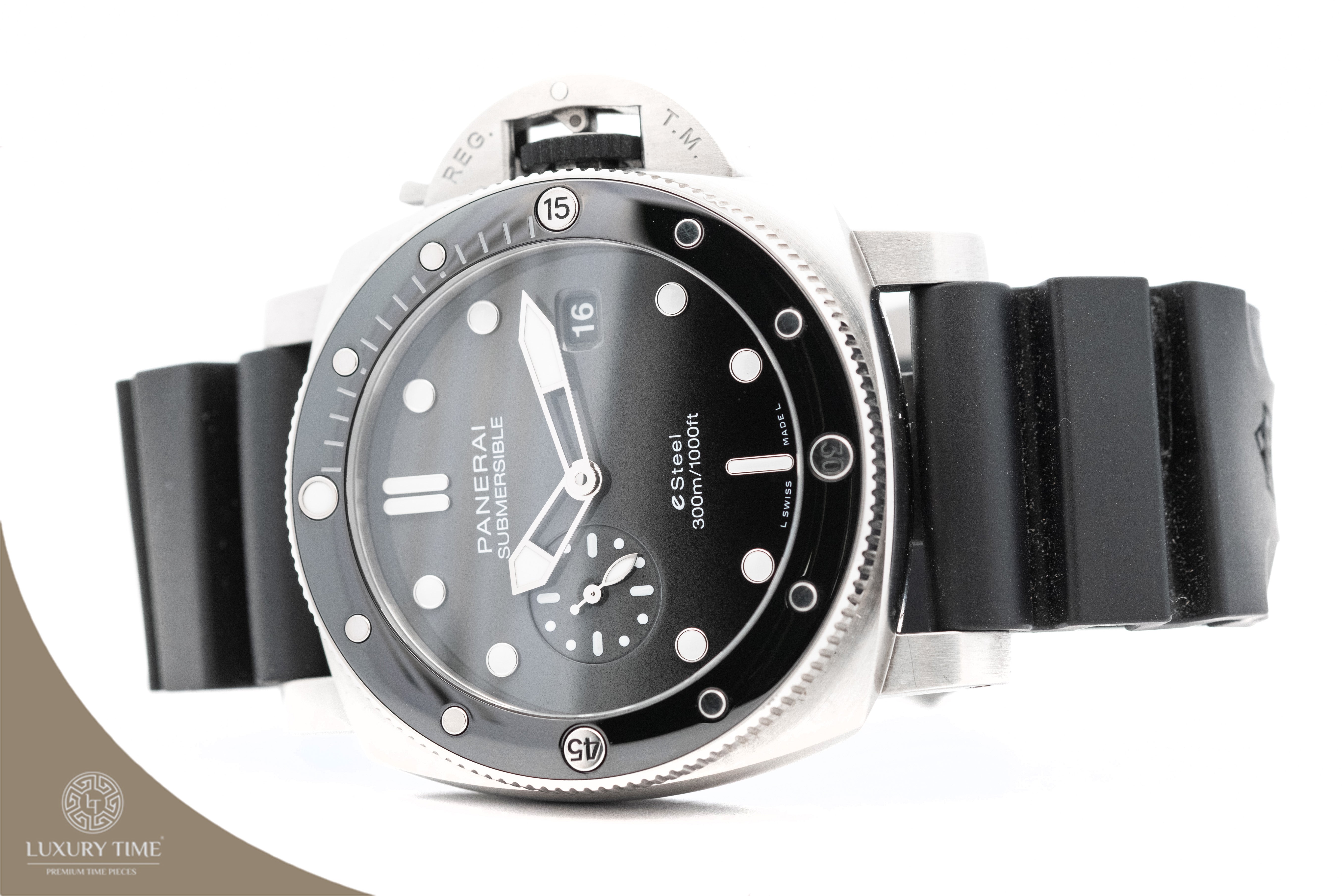 Panerai Submersible QuarantaQuattro Men's Watch