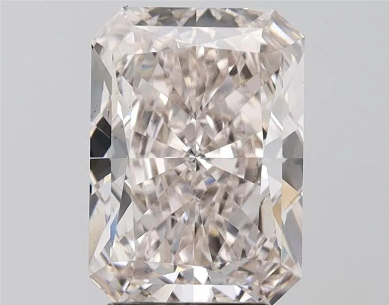 3.55ct Radiant Lab Grown Diamond (Colour I, Clarity VS2, IGI Certified)