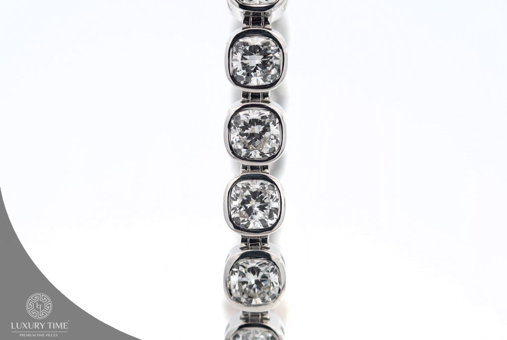 12.07CT Total Weight 9Ct White Gold Cushion Cut Tennis Bracelet - Lab Grown Diamonds