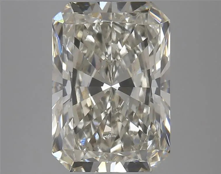 4.24ct Radiant Lab Grown Diamond (Colour I, Clarity VS2, IGI Certified)
