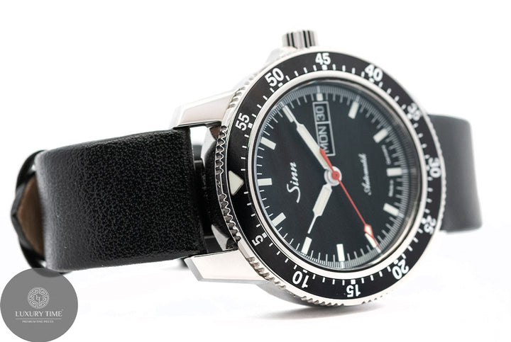 Sinn 104 classic pilot Men's watch