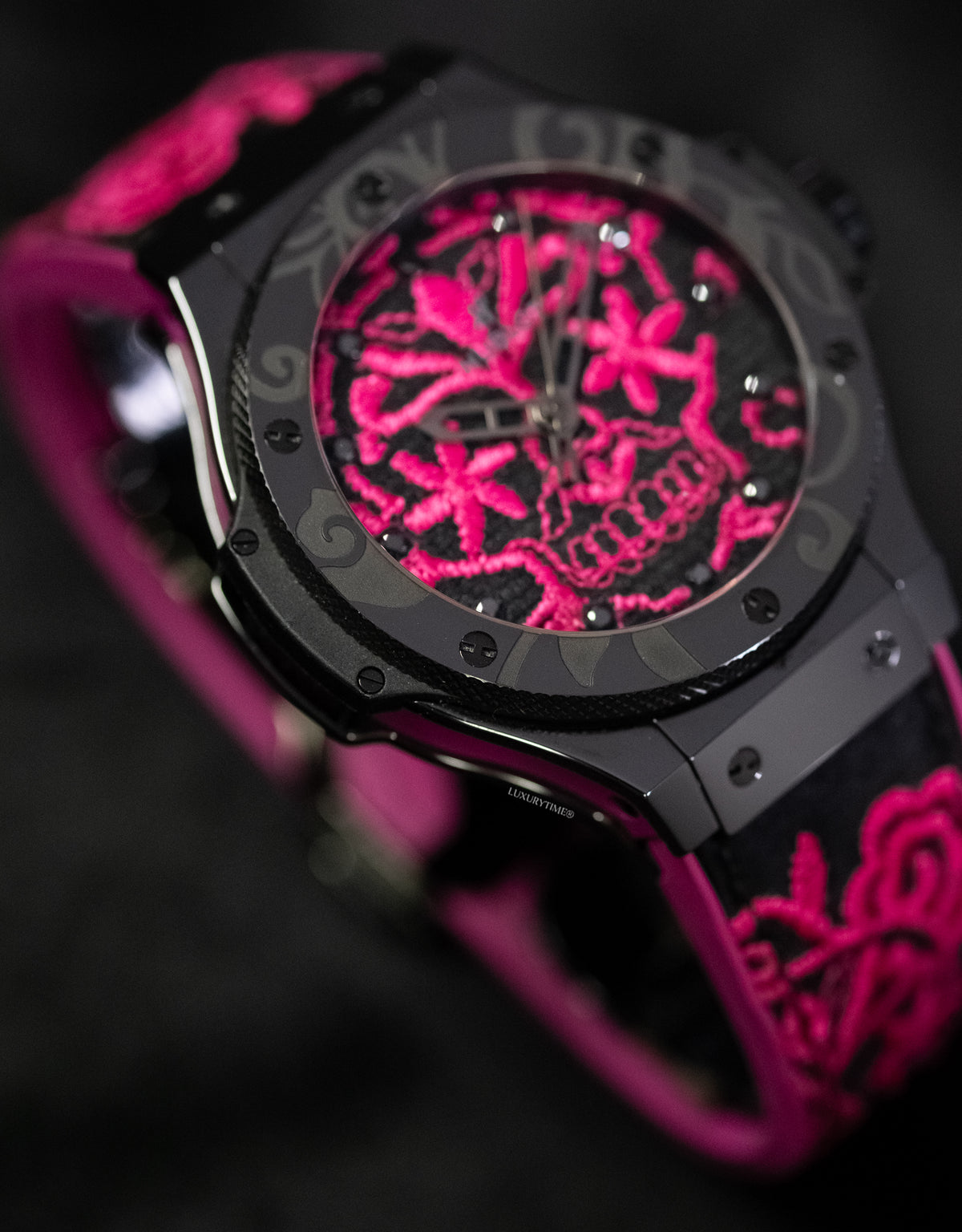 Hublot Big Bang Broderie Sugar Skull Fluo Hot Pink Watch
