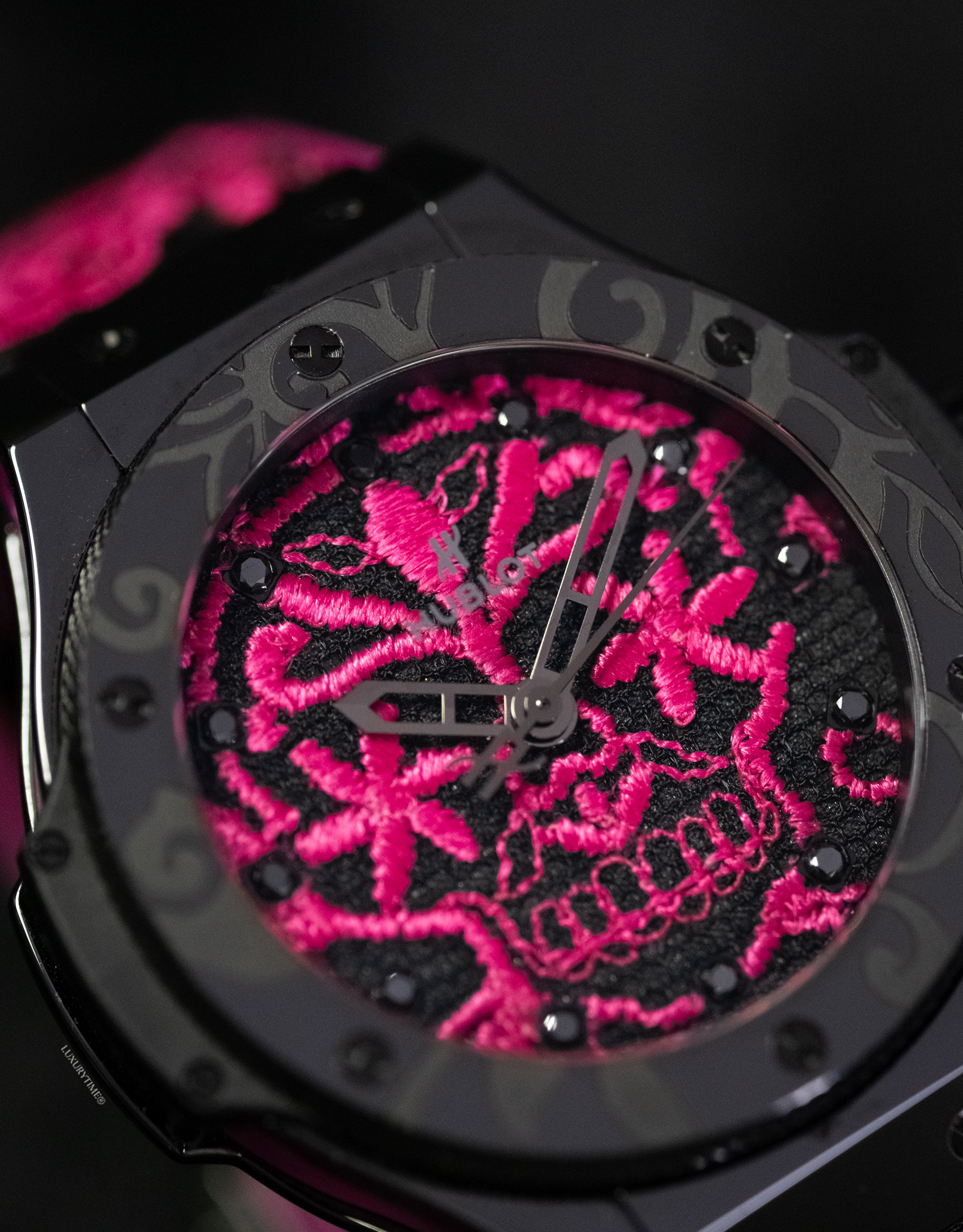 Hublot Big Bang Broderie Sugar Skull Fluo Hot Pink Unisex Watch
