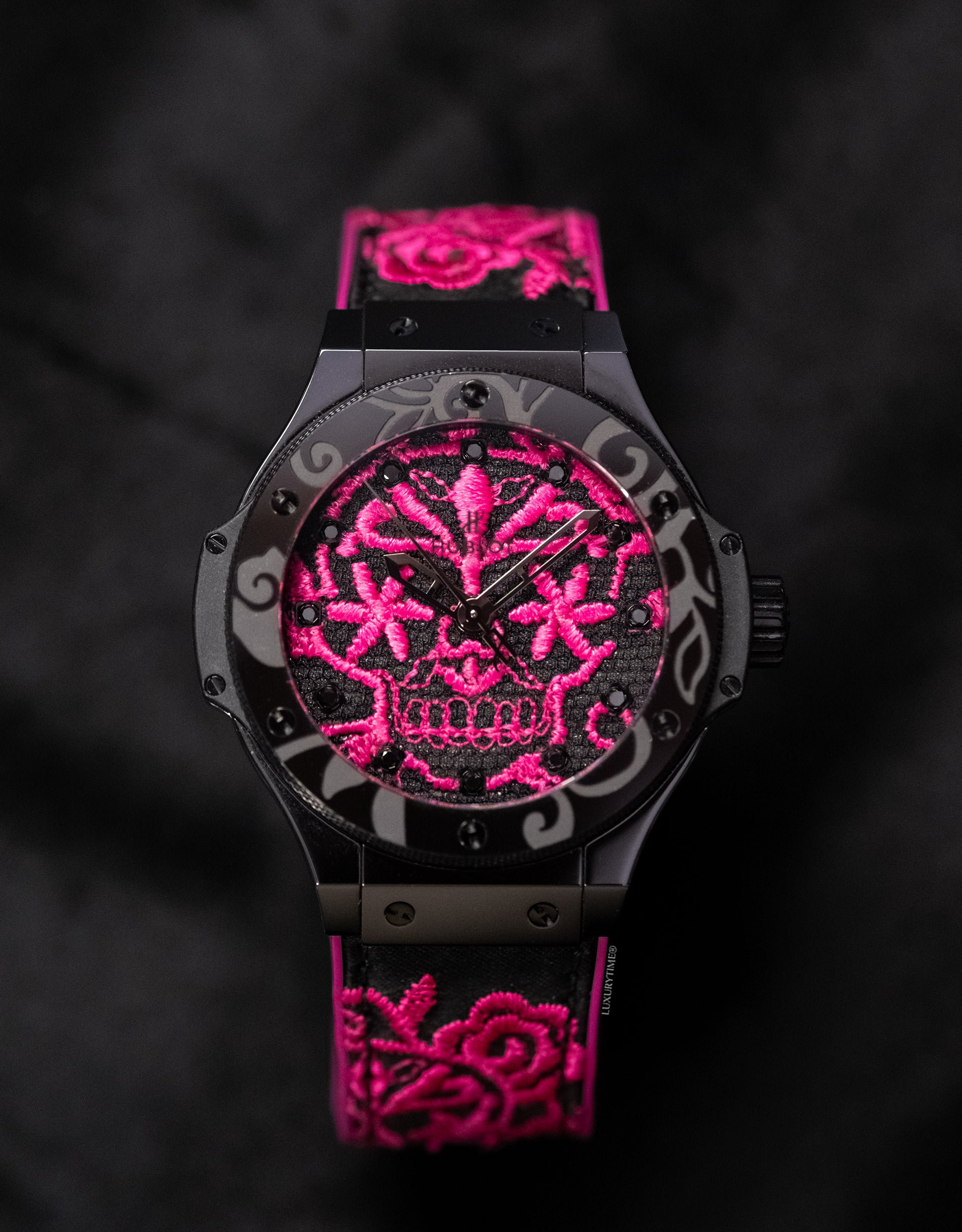 Hublot Big Bang Broderie Sugar Skull Fluo Hot Pink Unisex Watch