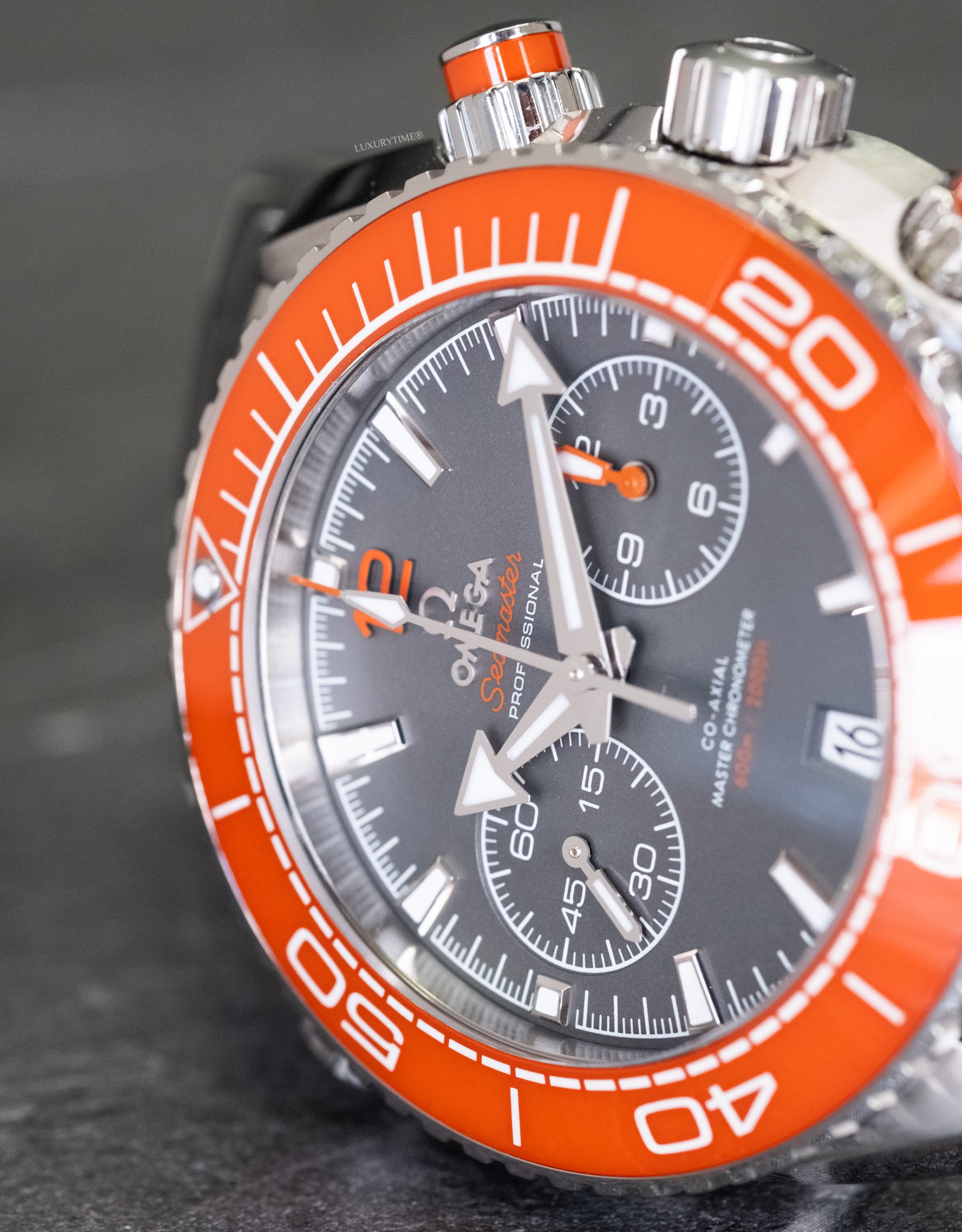 Omega Planet Ocean 600m Co-Axial Master Chronometer Chronograph 45.5mm Mens Watch