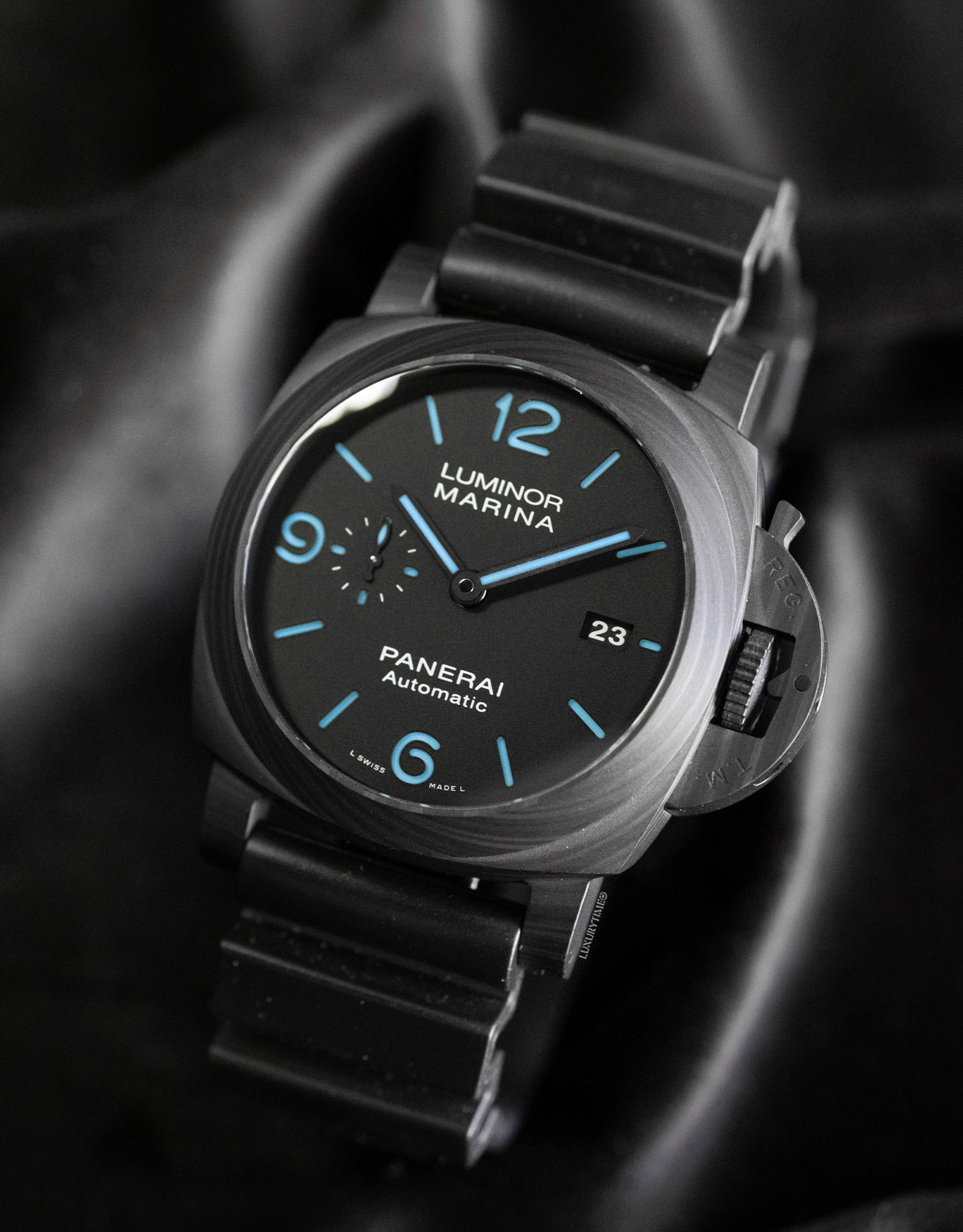 Panerai Luminor 1950 44 3 Days Automatic Carbotech Men's Watch