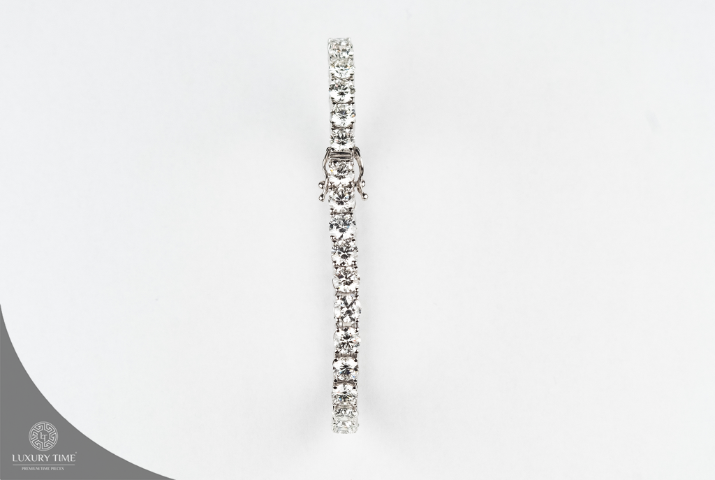 13.5CT TOTAL WEIGHT 18CT White Gold Tennis Bracelet