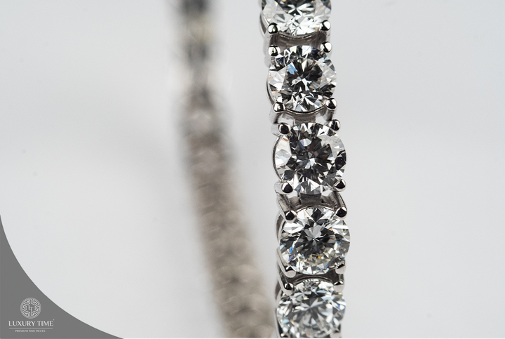 13.5CT TOTAL WEIGHT 18CT White Gold Tennis Bracelet