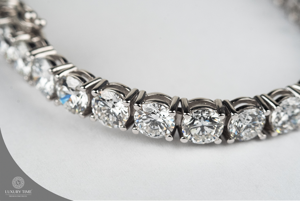 13.5CT TOTAL WEIGHT 18CT White Gold Tennis Bracelet - Lab Grown Diamonds